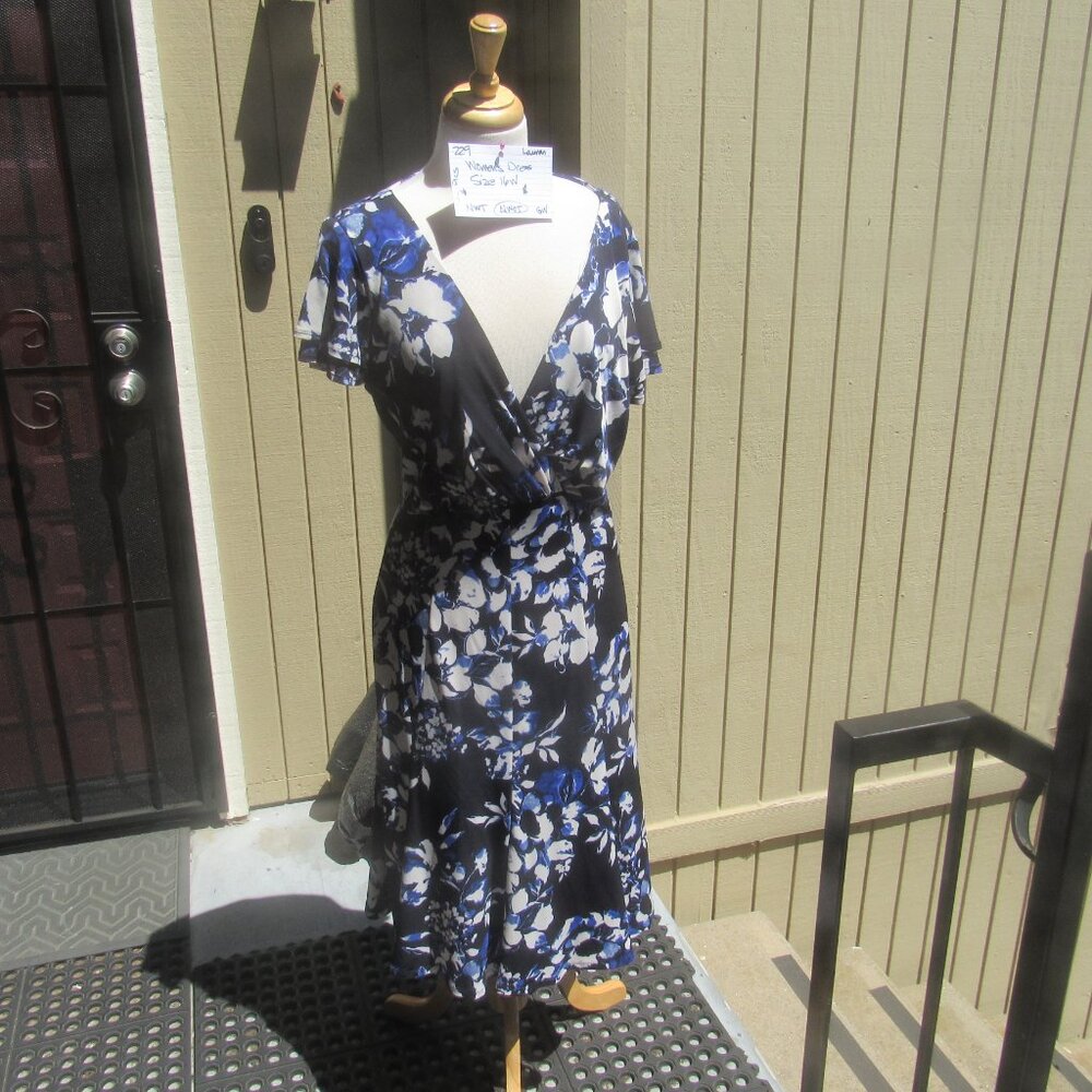 #229  NEW WOMEN'S FLORAL BLUE DRESS BY RALPH LAUREN  (SIZE 16W)